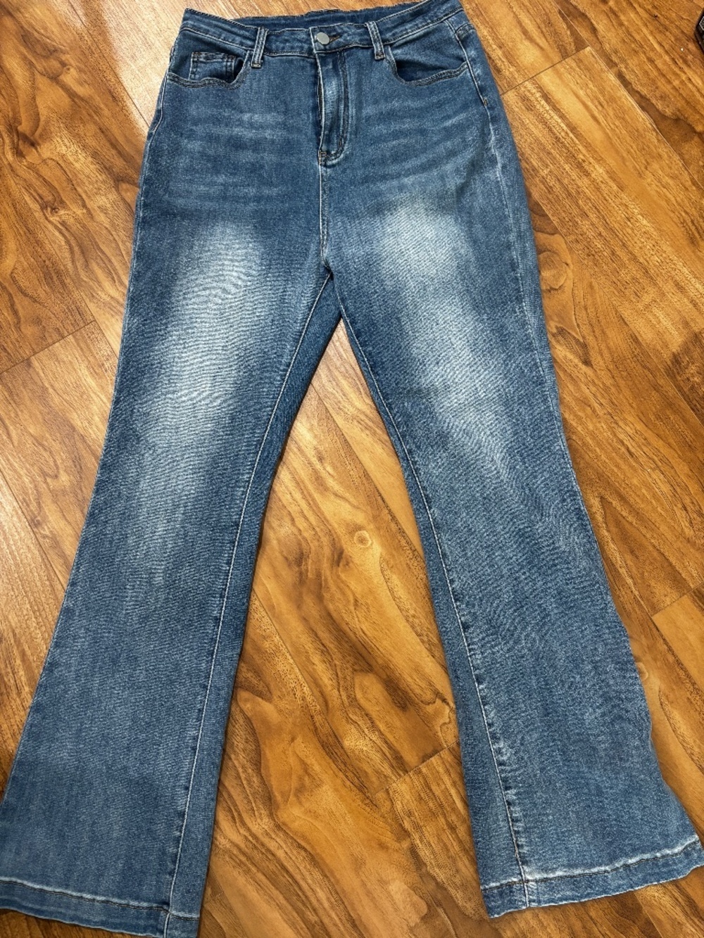 Cider Stretch Denim Straight-Leg Jeans | Mid-Rise | Size M | Perfect Condition